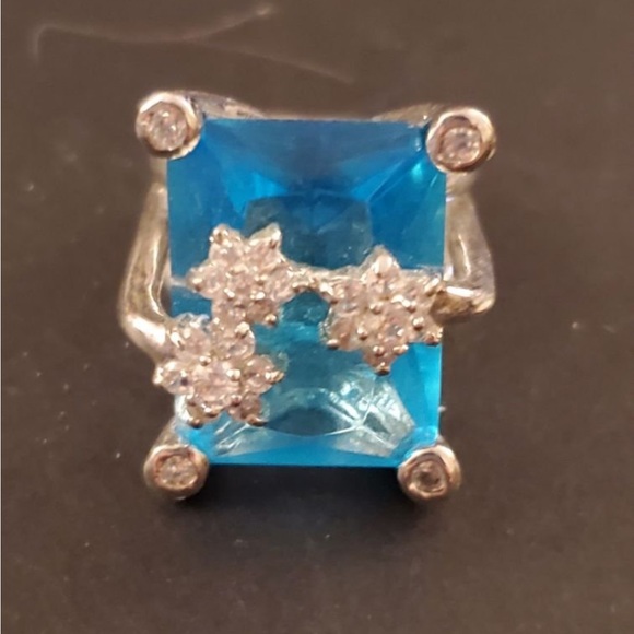 Cocktail Statement Ring - Size 8 - Picture 2 of 4